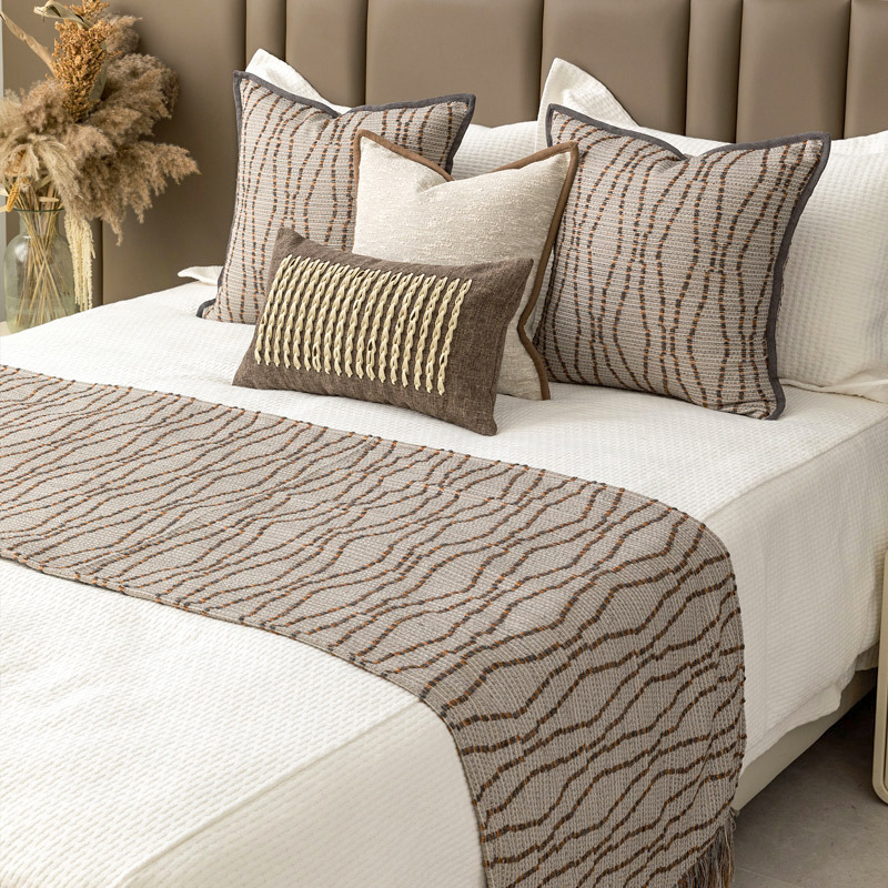 Housse de coussin lombaire de  - Luxury Lifestyle Boutique avis et prix