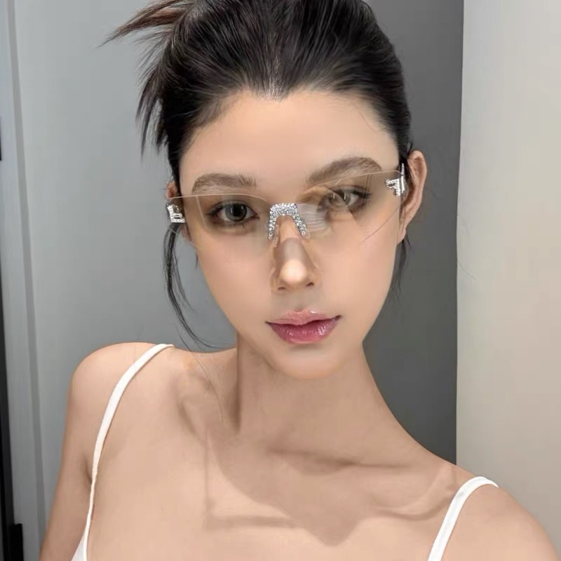 Lunettes de soleil œil de chat - Luxury Zone avis et prix