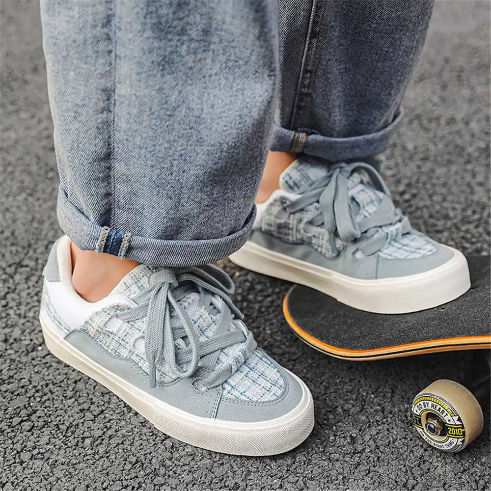 Chaussures d'école Hiphop avec - Luxury Lifestyle Cost avis et prix